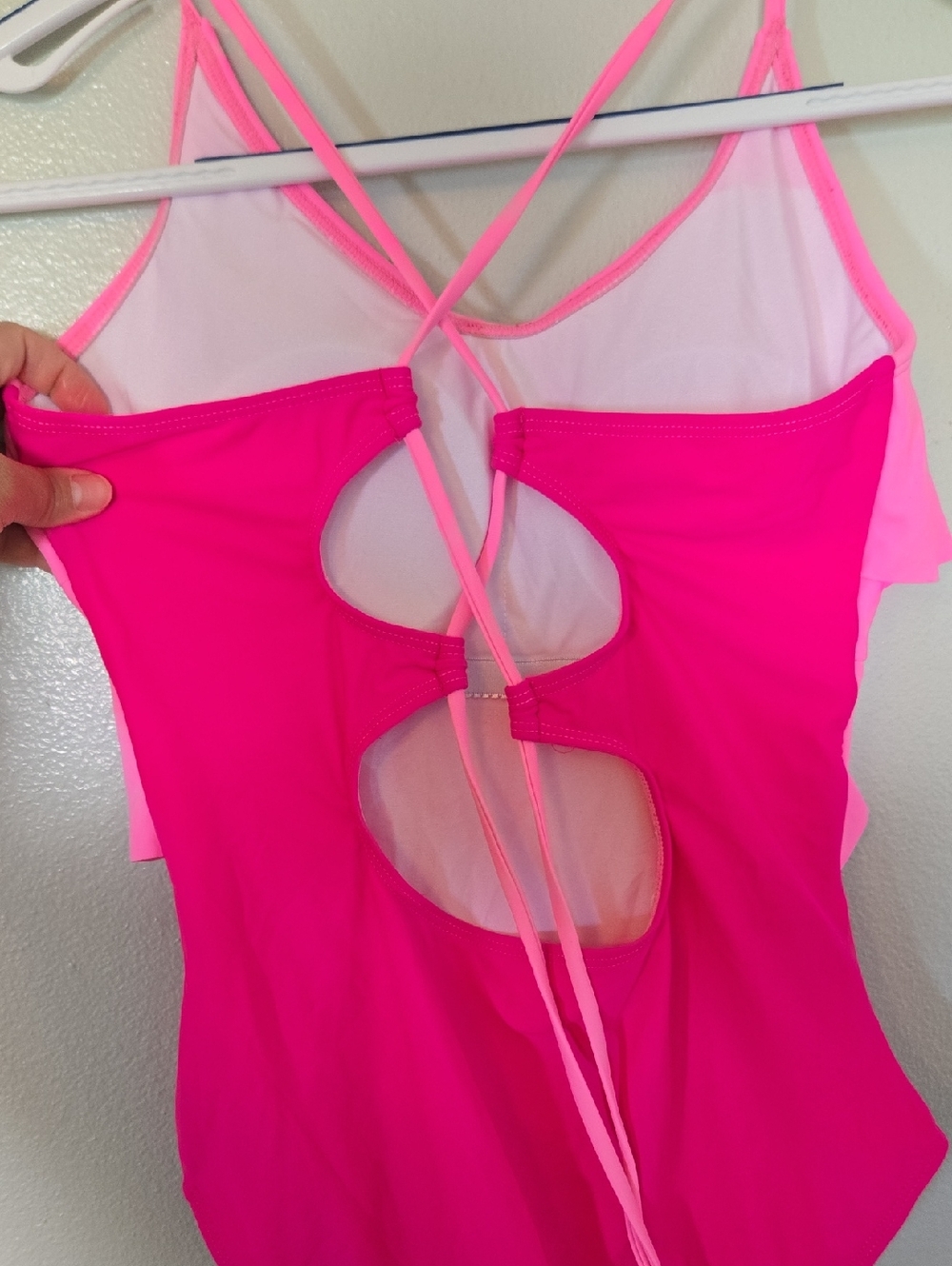 Edelqual | Ruffle Pink Tummy Control Full Coverage One Piece Swimsuit Size Small - Picture 6 of 9